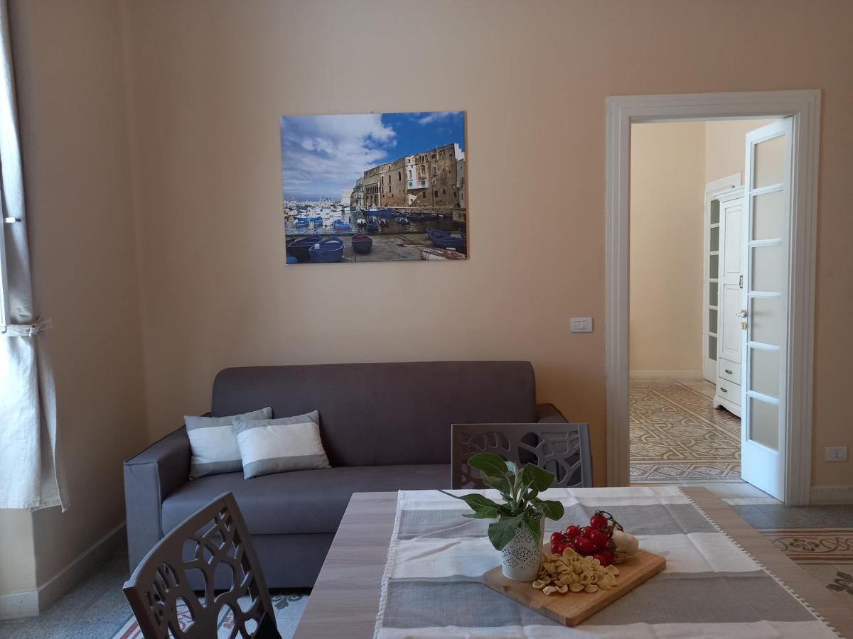 Dimora Donna Carmela - Al Centro Di Monopoli Apartment Exterior photo